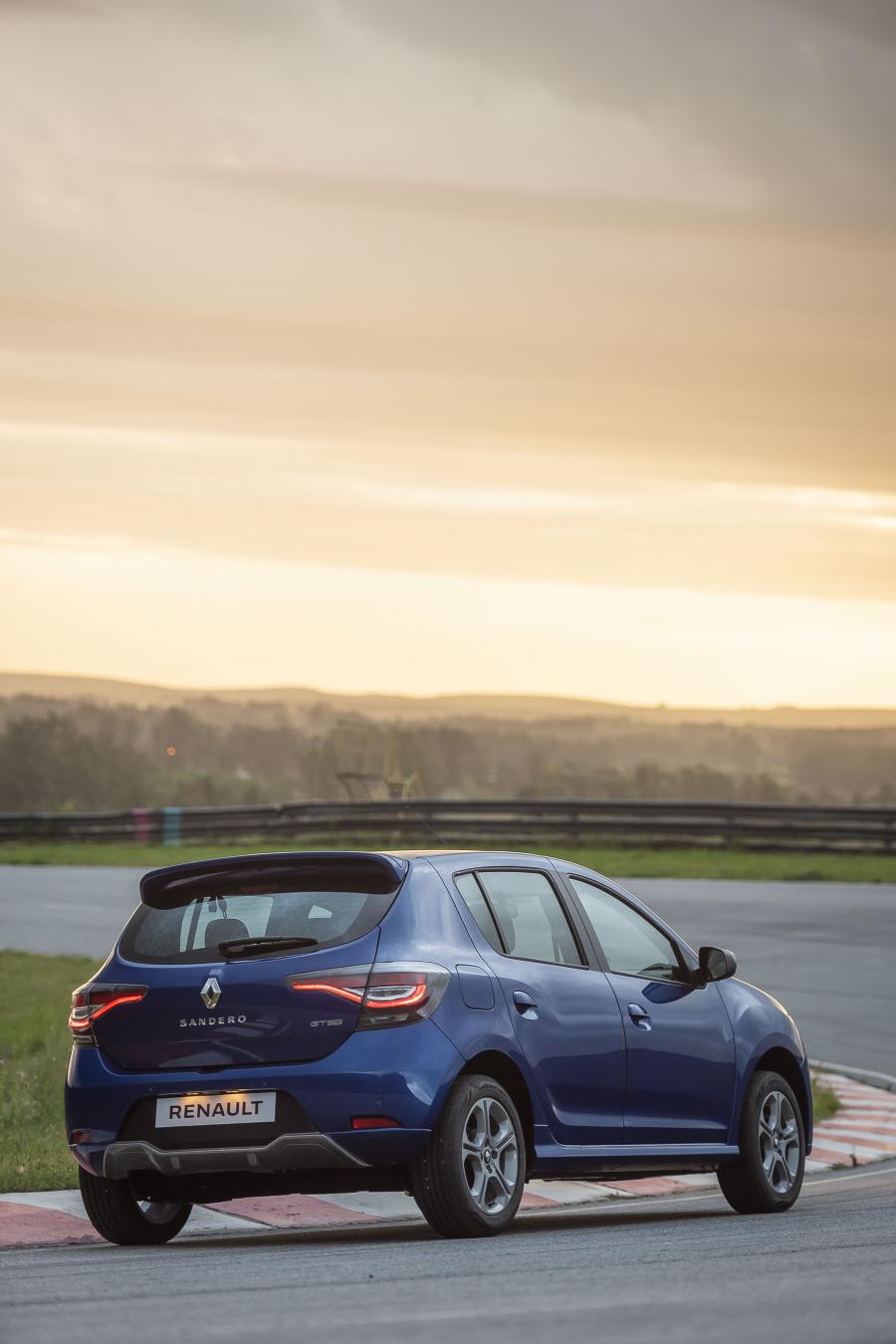  Renault Sandero GT Line 2019 года  (LA) (фото 29 из 42)